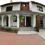 4 Couples & 4 Friends Gasthof 2*