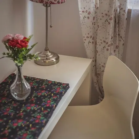 4 Couples & 4 Friends 2* 크라쿠프