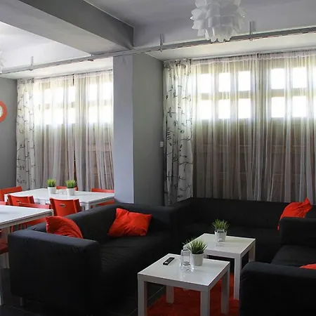 4 Couples & 4 Friends B&B 2*