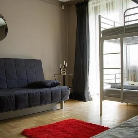 4 Couples & 4 Friends B&B 2*