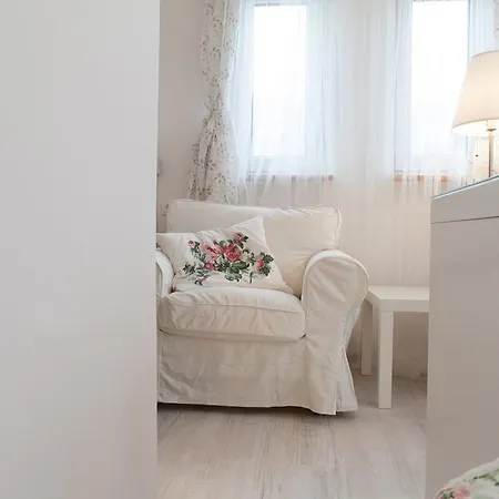 B&B 4 Couples & 4 Friends