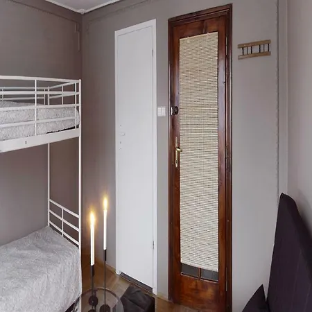 4 Couples & 4 Friends B&B 크라쿠프