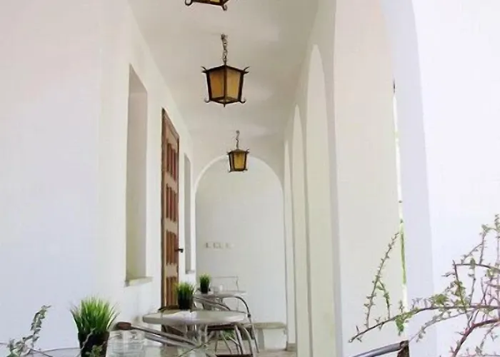 Guest house 4 Couples & 4 Friends