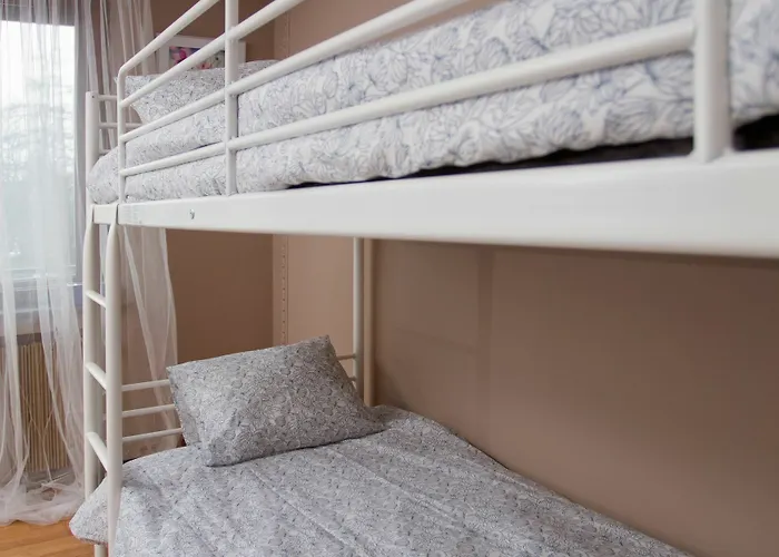 4 Couples & 4 Friends Guest house Krakow