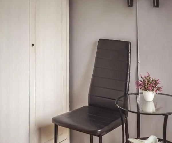 4 Couples & 4 Friends 2* Kraków